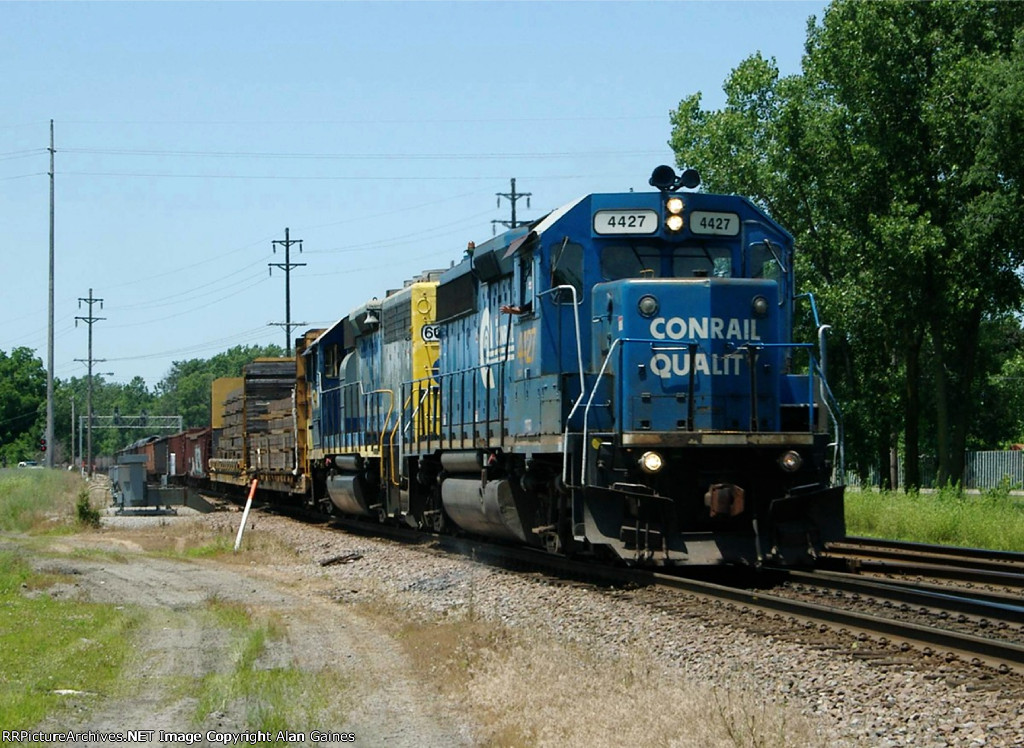 CSX GP40-2 4427